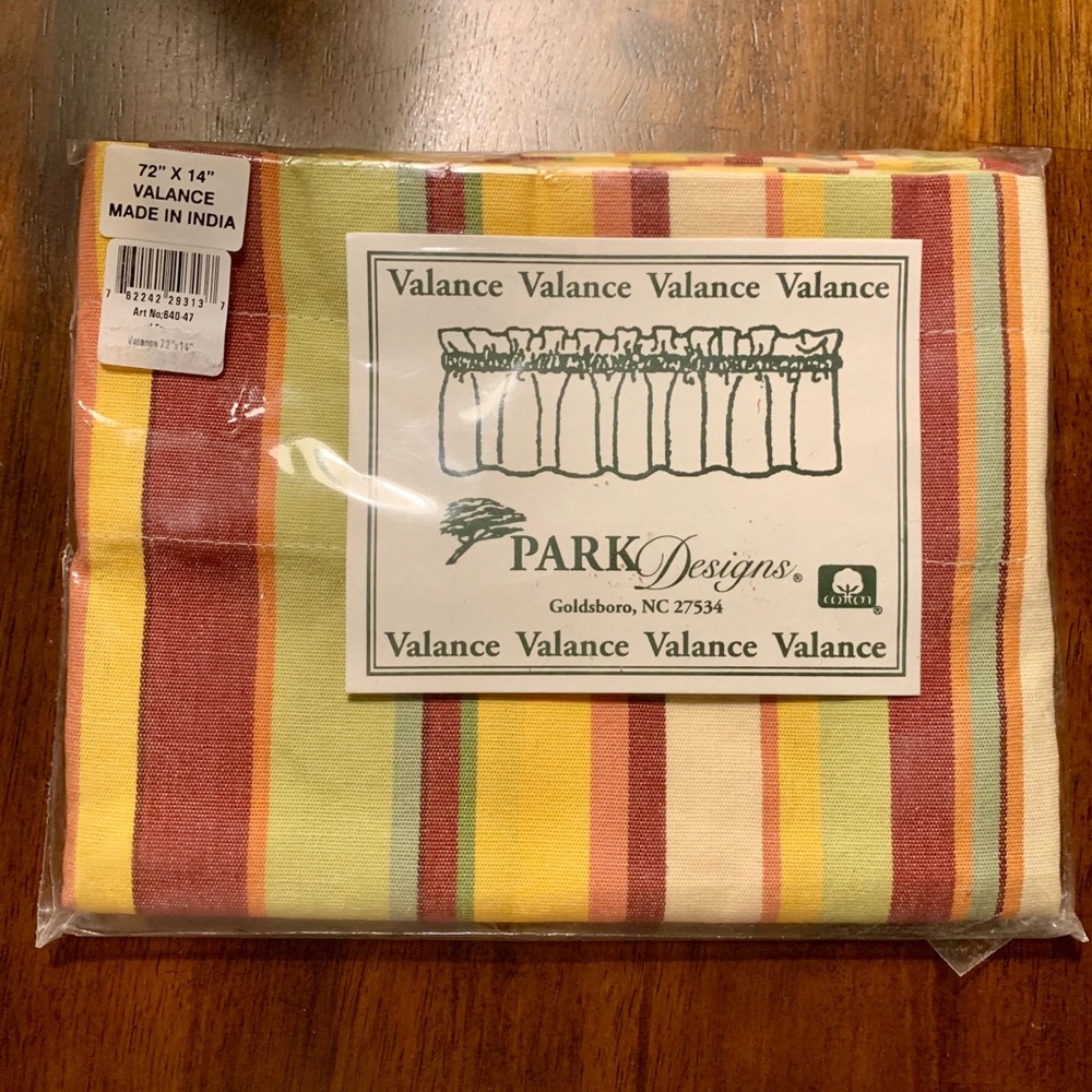 Stripe valance